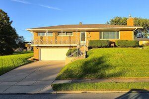Photo of 2214 W Hayes Street Davenport IA 52804