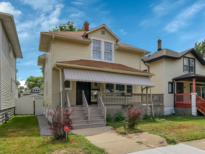 7527 S Chappel Avenue Chicago IL 60649