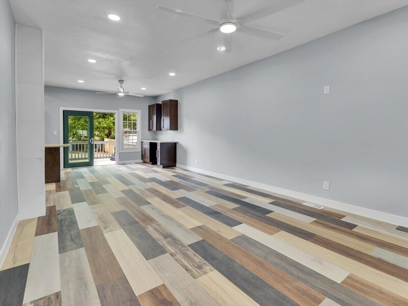 7527 S Chappel Avenue Chicago IL 60649