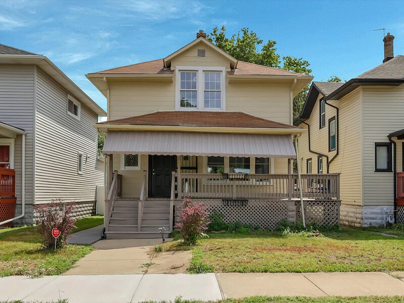 7527 S Chappel Avenue Chicago IL 60649