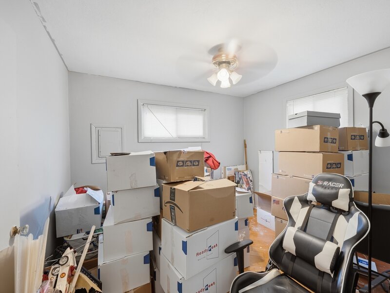 17223 Burnham Avenue Lansing IL 60438