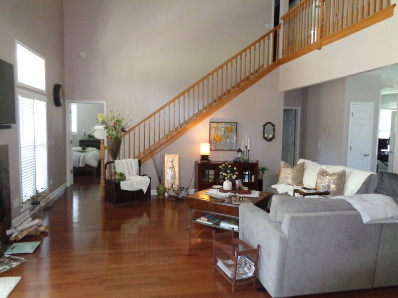 1915 W Cobblestone Lane Mchenry IL 60051