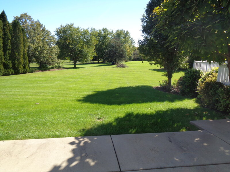 1915 W Cobblestone Lane Mchenry IL 60051