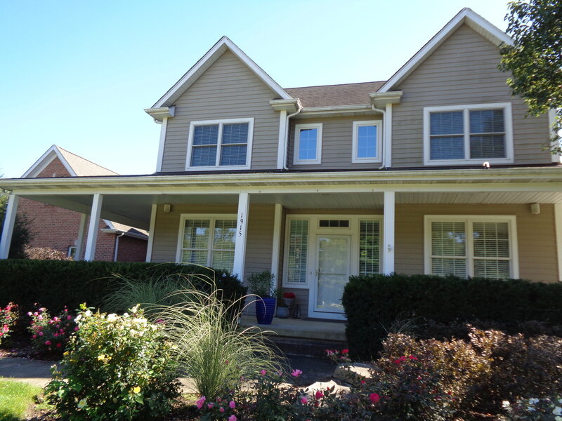 1915 W Cobblestone Lane Mchenry IL 60051