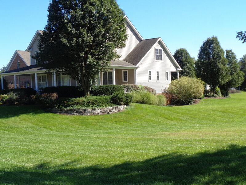 1915 W Cobblestone Lane Mchenry IL 60051