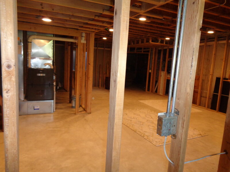1915 W Cobblestone Lane Mchenry IL 60051