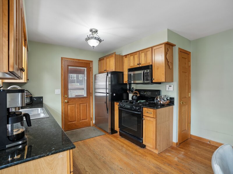 6228 W Huntington Street Chicago IL 60646