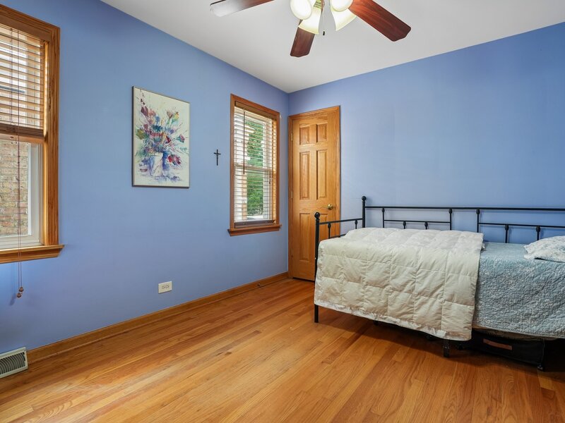 6228 W Huntington Street Chicago IL 60646