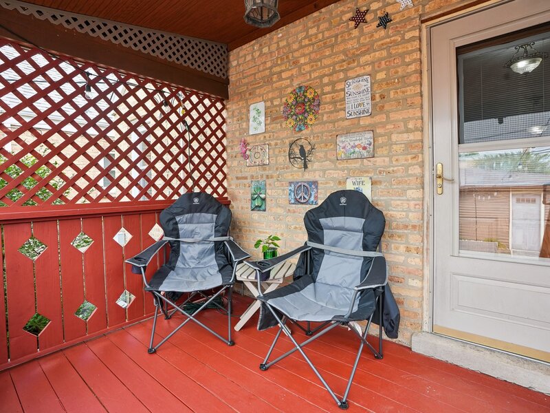 6228 W Huntington Street Chicago IL 60646