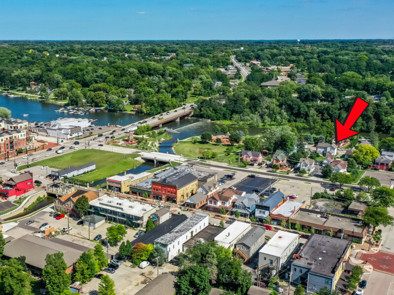 204 La Fox River Drive Algonquin IL 60102