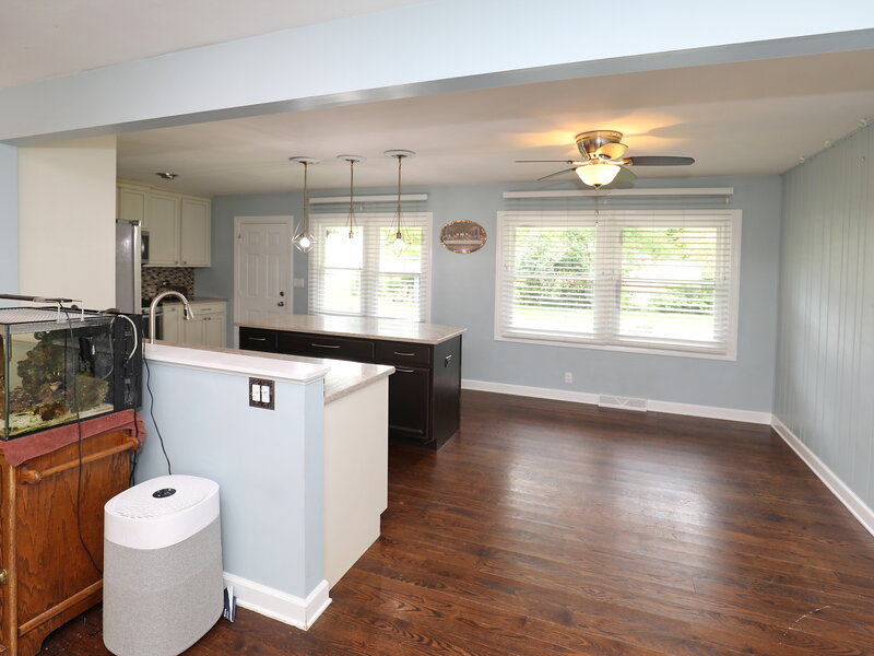 212 Hill Avenue North Aurora IL 60542