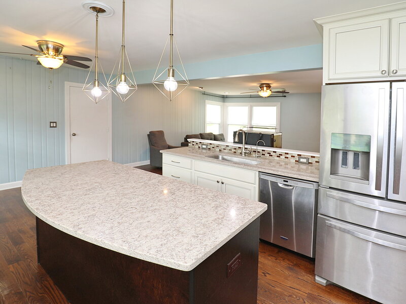 212 Hill Avenue North Aurora IL 60542