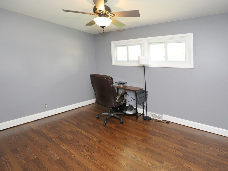 212 Hill Avenue North Aurora IL 60542