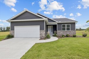 Photo of 941 9th Avenue Clinton IA 52732
