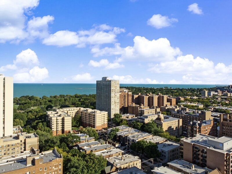 5100 N Sheridan Road Chicago IL 60640