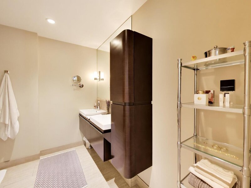 2237 Wesley Avenue Evanston IL 60201