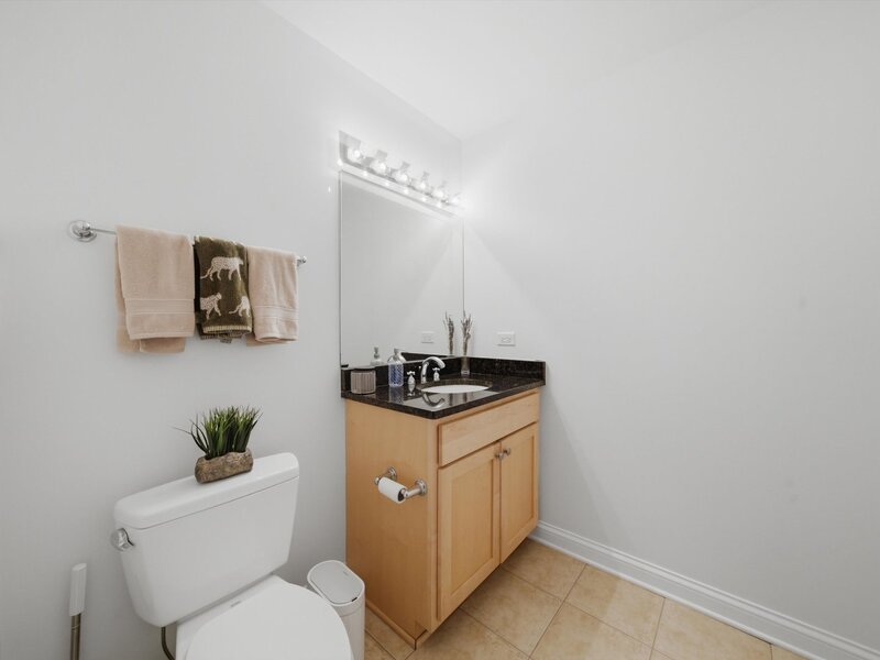 2035 S Indiana Avenue Chicago IL 60616