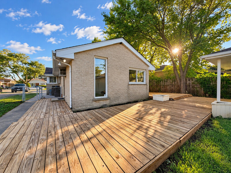 3814 W Sherwin Avenue Lincolnwood IL 60712