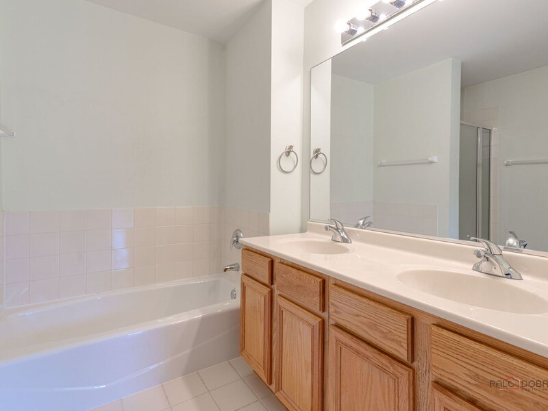 1002 Kensington Drive Northbrook IL 60062
