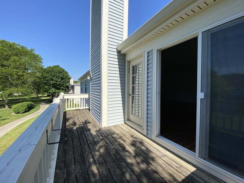 1228 Bradwell Lane Mundelein IL 60060
