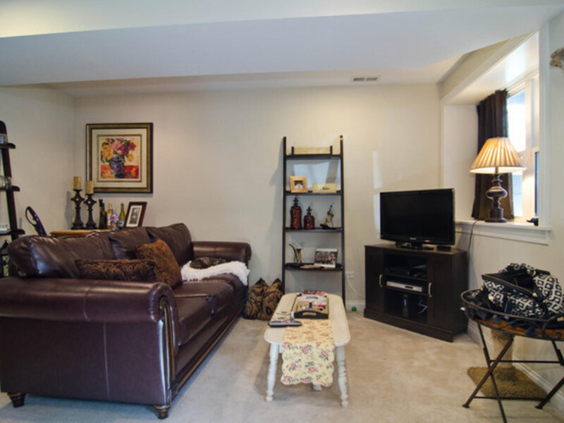 2335 W Iowa Street Chicago IL 60622