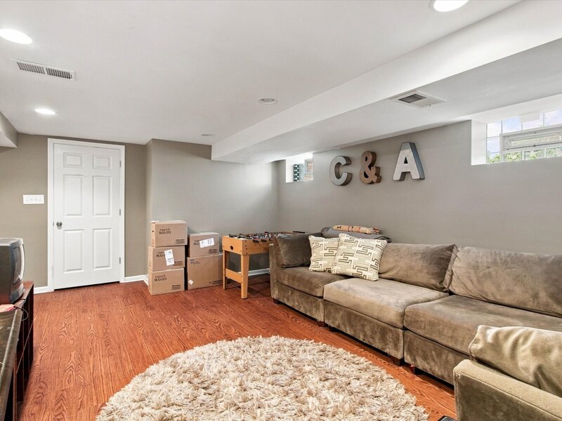6105 N Lowell Avenue Chicago IL 60646
