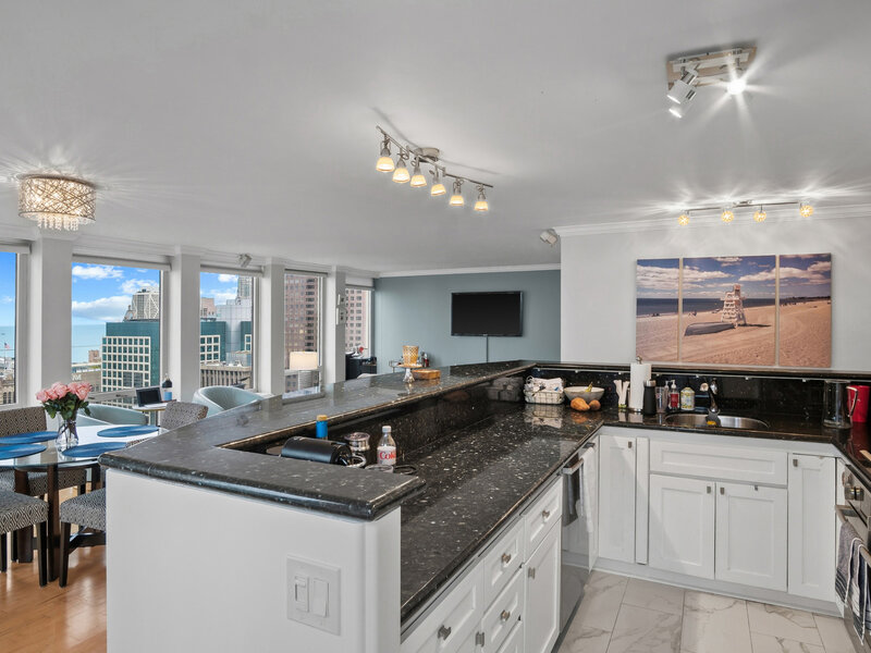111 E Chestnut Street Chicago IL 60611