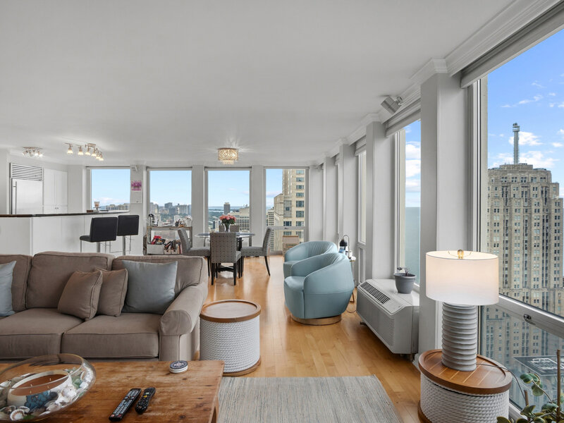 111 E Chestnut Street Chicago IL 60611