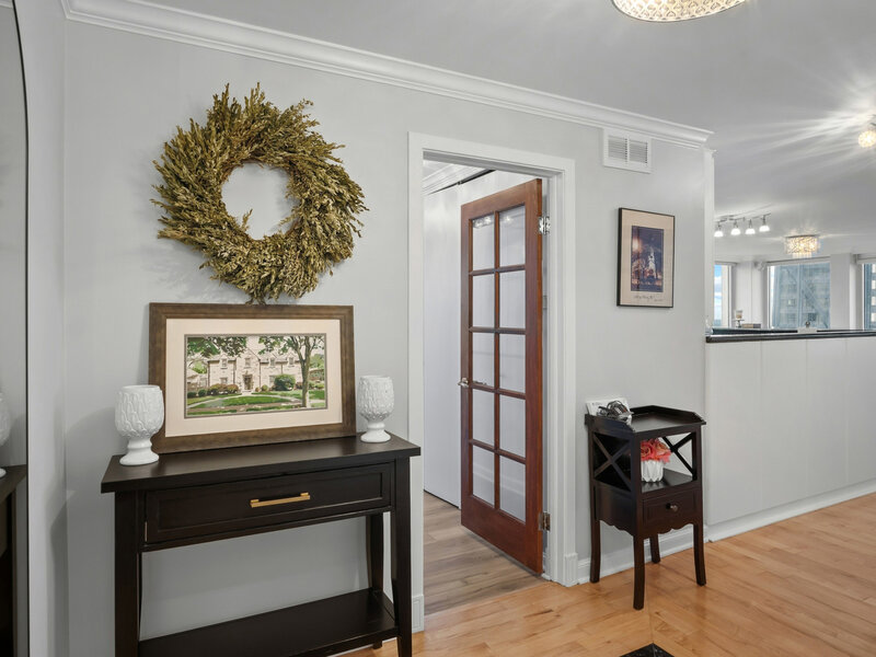 111 E Chestnut Street Chicago IL 60611