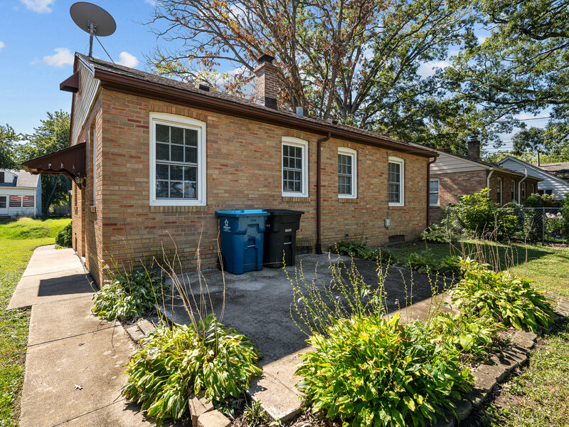 2523 23rd Avenue Rock Island IL 61201