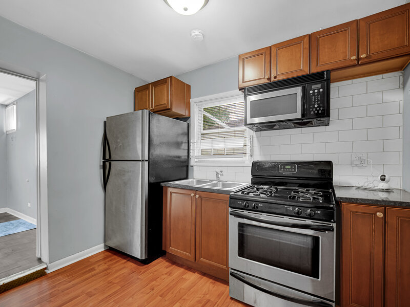 15041 Riverside Drive South Holland IL 60473