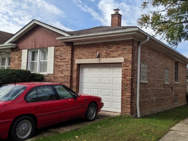8520 S Laflin Street Chicago IL 60620