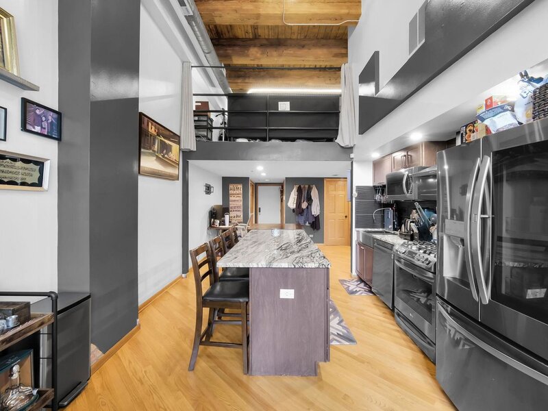 2614 N Clybourn Avenue Chicago IL 60614