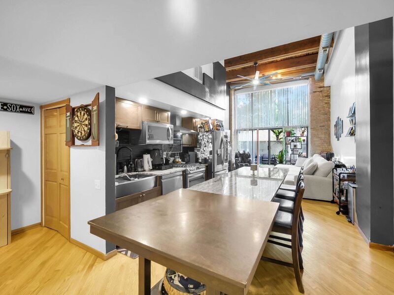 2614 N Clybourn Avenue Chicago IL 60614