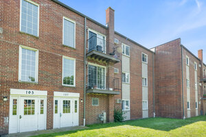 Photo of 107 W Elk Trail Carol Stream IL 60188 Unit 206