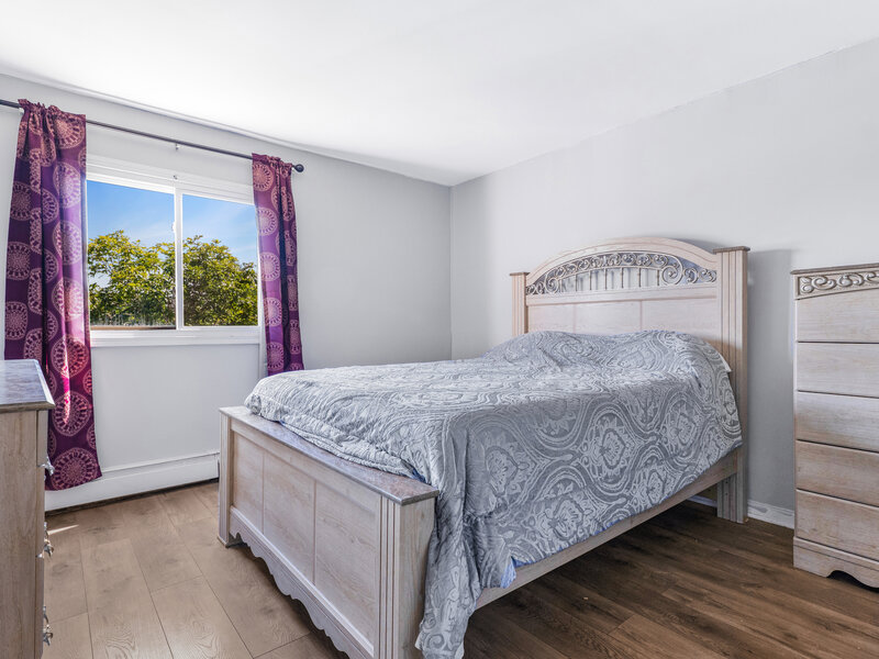 107 W Elk Trail Carol Stream IL 60188