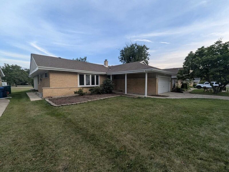 265 Terry Lane Villa Park IL 60181