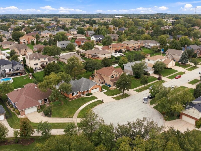 16432 Pear Avenue Orland Park IL 60467