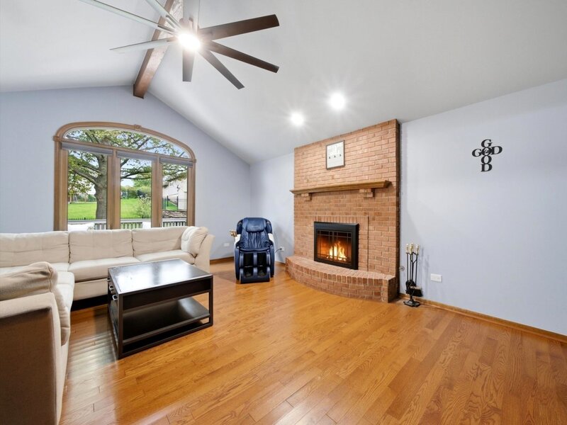 16432 Pear Avenue Orland Park IL 60467