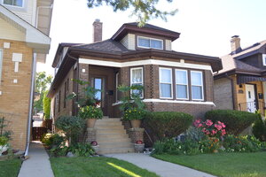 Photo of 7843 W Cressett Drive Elmwood Park IL 60707
