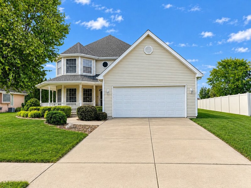 933 Brian Drive Manteno IL 60950