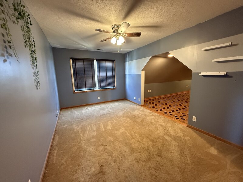 933 Brian Drive Manteno IL 60950