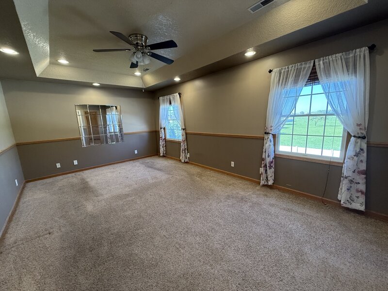 933 Brian Drive Manteno IL 60950