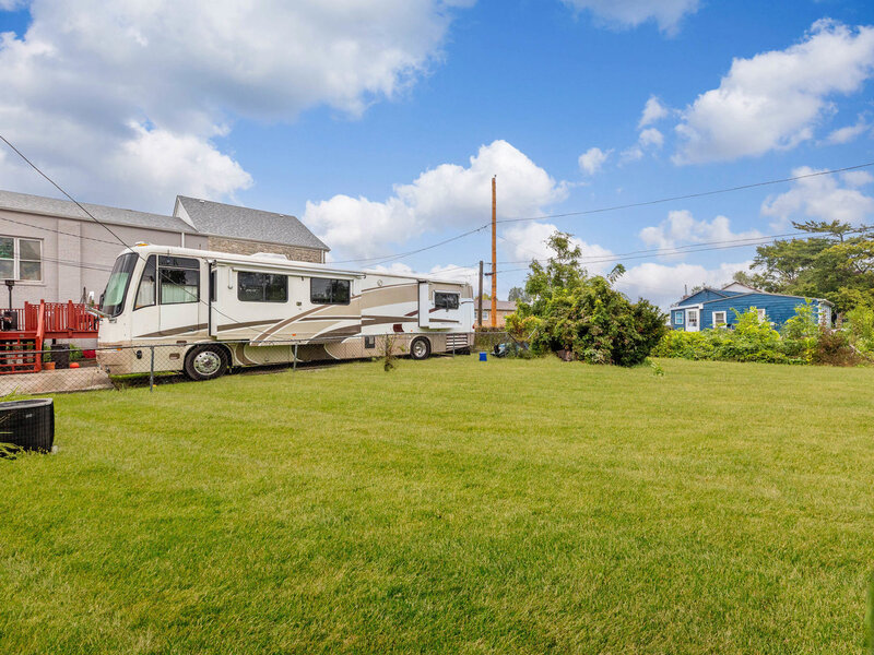 15225 5th Avenue Phoenix IL 60426