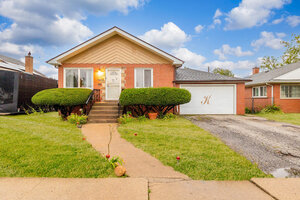 Photo of 15225 5th Avenue Phoenix IL 60426
