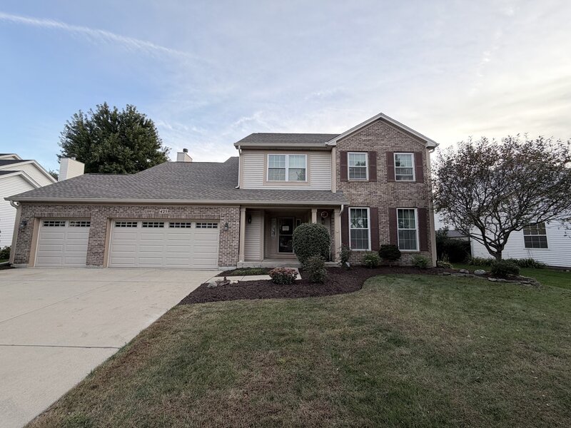 425 Lennox Drive Oswego IL 60543