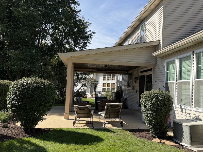 425 Lennox Drive Oswego IL 60543