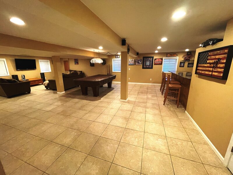 425 Lennox Drive Oswego IL 60543
