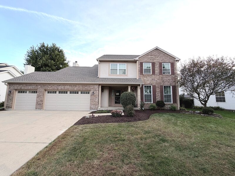 425 Lennox Drive Oswego IL 60543