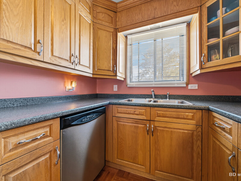 9814 Sayre Avenue Chicago Ridge IL 60415